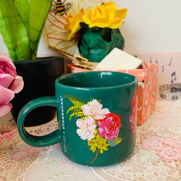 Ceramic Starbucks 2018 Ban.do floral Rose Holiday Mug - Picture 14 of 16